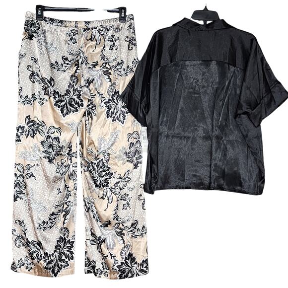 Linea Donatella Satin Pajamas Set Button-Front‎ Size Medium - Picture 2 of 10